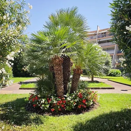 Cannes Marina Cosy Au Calme Avec Terrasse *