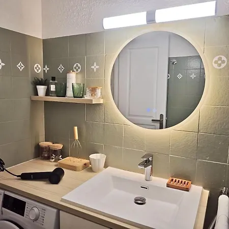 Apartman Cannes Marina Cosy Au Calme Avec Terrasse *